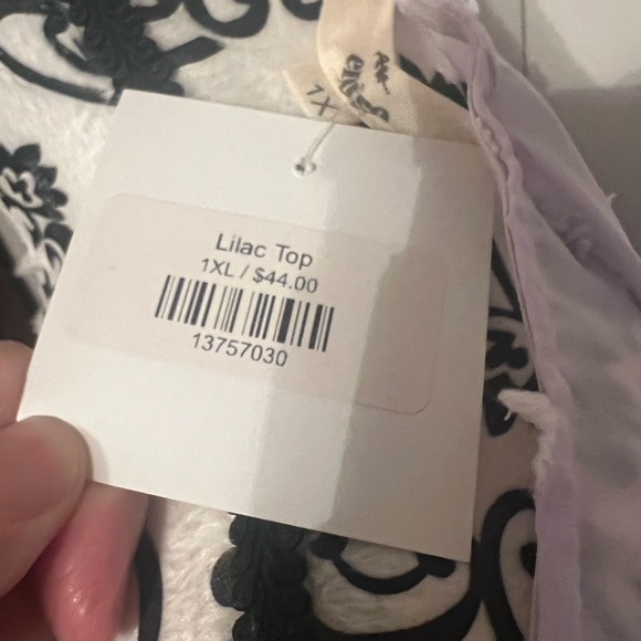 NWT  Boho Top Size 1XL in Lilac - Picture 3 of 5